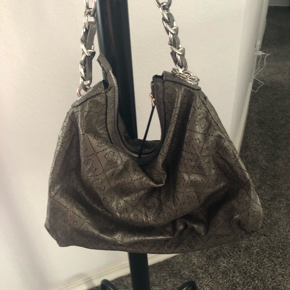 Guess bucket bag - Picture 2 of 3